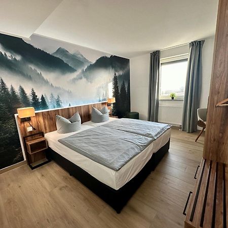 阿斯巴赫保梅海姆酒店 Asbach-Bäumenheim 外观 照片